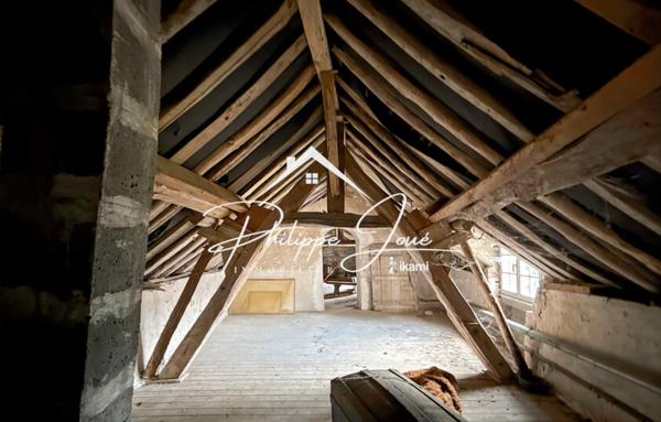 Maison 7 pièces de 165 m2 à Nailly 89100