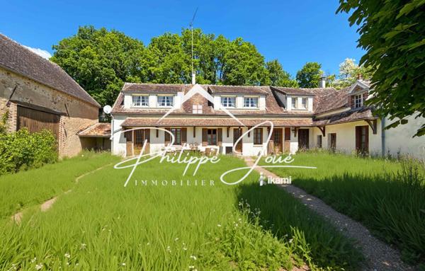 Maison 7 pièces de 165 m2 à Nailly 89100