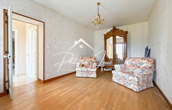 Maison 7 pièces de 165 m2 à Nailly 89100