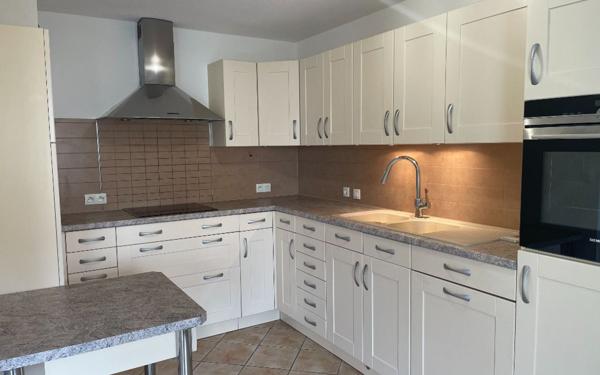 Appartement à louer    3 pièces • 84,33 m2 Illkirch-Graffenstaden