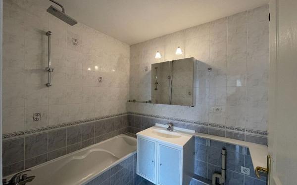 Appartement à louer    3 pièces • 84,33 m2 Illkirch-Graffenstaden