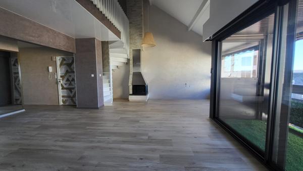 Superbe T4 en duplex ? calme, lumineux et idéalement situé à Rodez