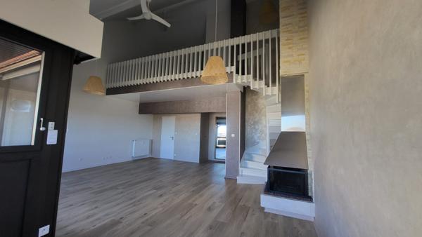 Superbe T4 en duplex ? calme, lumineux et idéalement situé à Rodez