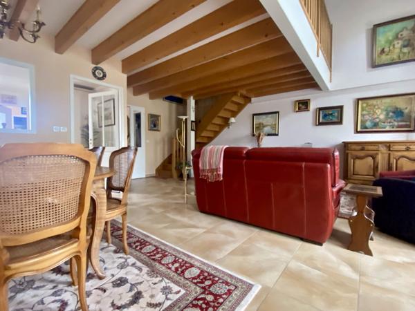 VIEUX PORT – DERNIER ÉTAGE AVEC VUE !