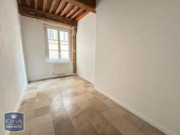 Appartement à louer 3 pièces 61m²