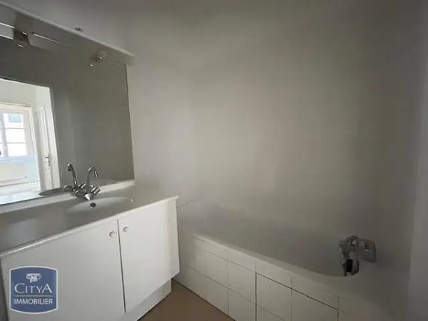 Appartement à louer 3 pièces 61m²