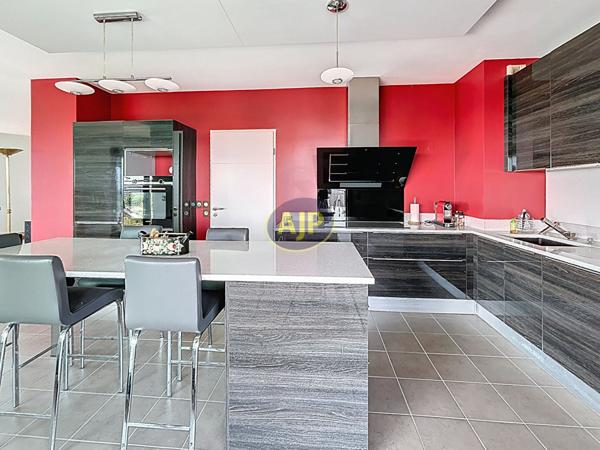 Vente appartement Bordeaux : 530 000 € - AJP Immobilier Bordeaux Nansouty