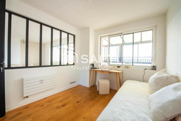 Duplex 5 pièces 123 m2 avec Terrasse couverte de 28 m2 8 m RER