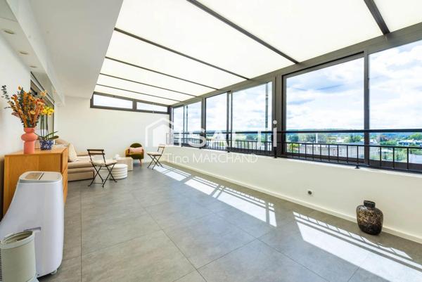 Duplex 5 pièces 123 m2 avec Terrasse couverte de 28 m2 8 m RER