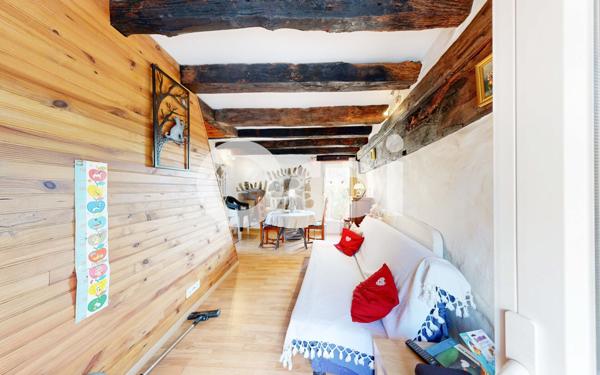 Maison à vendre    5 pièces •  Prunet