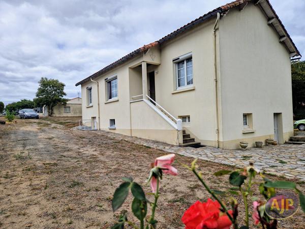 Vente maison Cugand : 144 990 € - AJP Immobilier Clisson