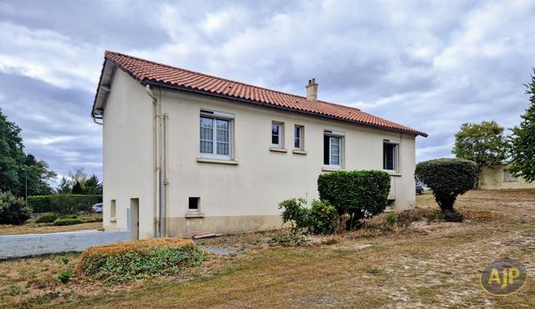 Vente maison Cugand : 144 990 € - AJP Immobilier Clisson