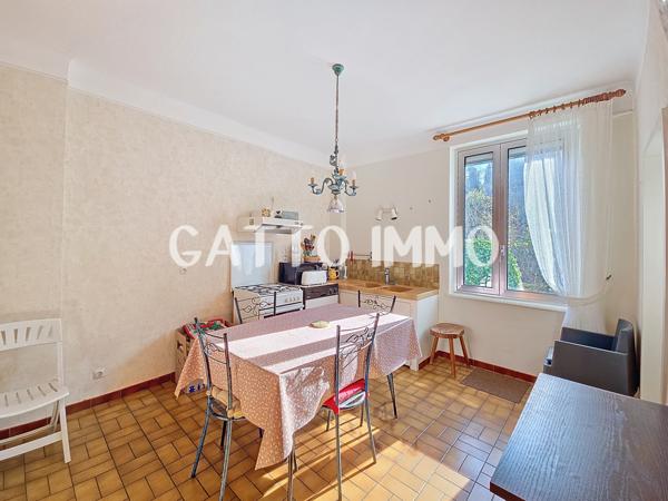 Saint-Julien-lès-Metz (57070) MAISON DE VILLE T3 DE 90m² // ST JULIEN LES METZ // JARDIN // SOUS-SOL COMPLET