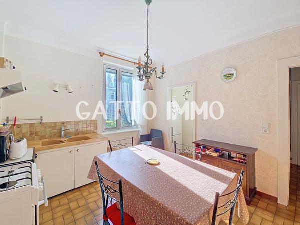 Saint-Julien-lès-Metz (57070) MAISON DE VILLE T3 DE 90m² // ST JULIEN LES METZ // JARDIN // SOUS-SOL COMPLET