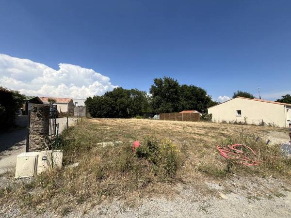 Terrain à vendre 103 740 € Saint-Lumine-de-Coutais 697 m² DPE