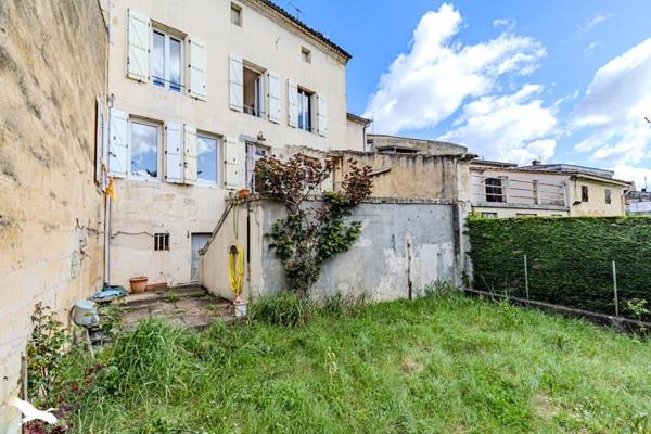 Maison à vendre |  Castillon-la-Bataille |  7 pièces | 220 m²