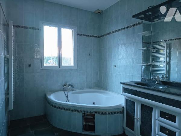 CHALLANS - MAISON 3 CHAMBRES - 127 M²