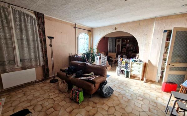 Maison à vendre    6 pièces •  Claye-Souilly