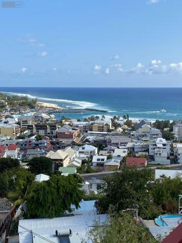 Duplex à vendre à Saint-Paul à la Réunion (97460), ref : 228276   
Centre-Ville