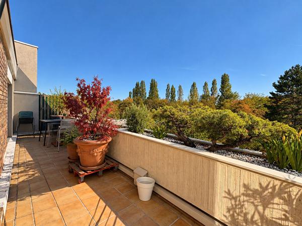 Appartement 5 pièces 103.75 m2
