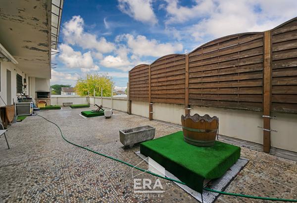 Hypercentre de Pessac, bien unique avec terrasse de 80m²