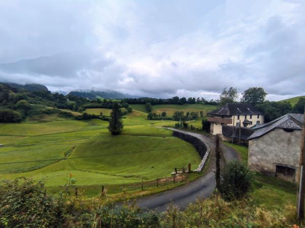 À vendre - Ferme, 5 pièces située à Arette (64570)