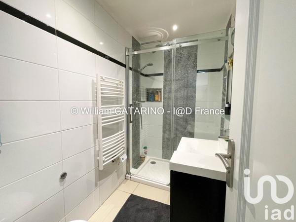 Maison traditionnelle 8 pièces de 143 m² à Saint-Germain-lès-Arpajon (91180)