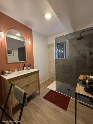 Maison 6 pièce(s)