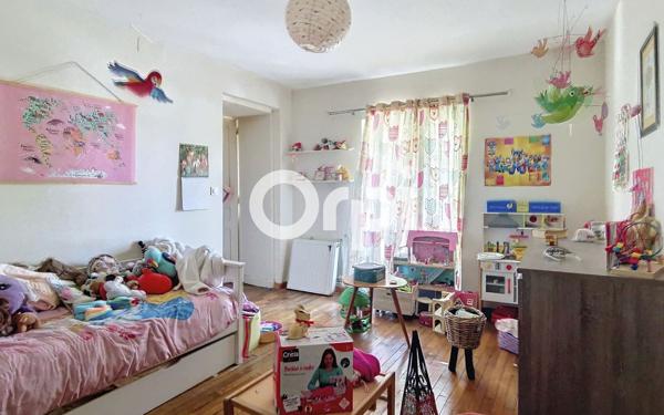 Immeuble à vendre    6 pièces • 194,20 m2 Chaumont