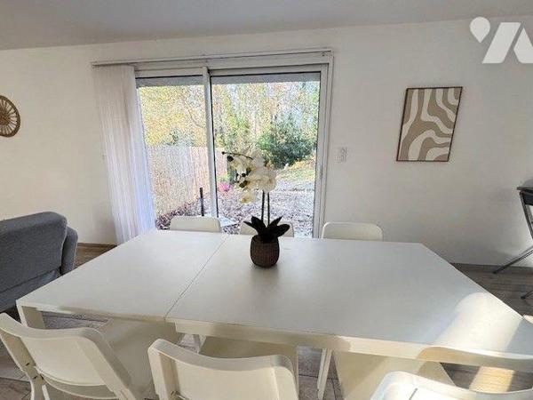 A vendre maison MOELAN SUR MER (29)

Maison ancienne rénovée située au pied de l'Anse de Brig...