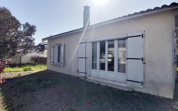 Maison à vendre    4 pièces •  Port-des-Barques