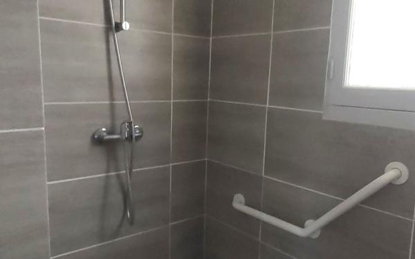 Maison à vendre    4 pièces •  Port-des-Barques