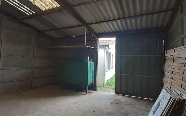 Maison à vendre    4 pièces •  Port-des-Barques