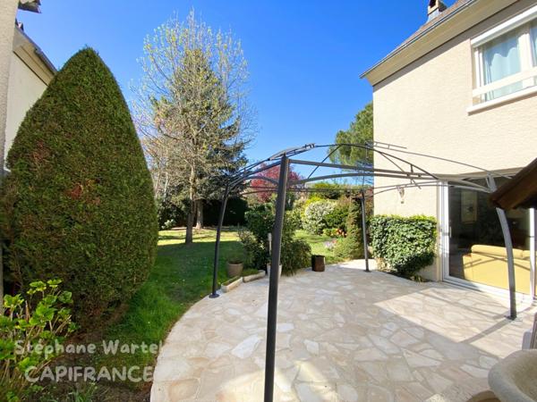 Maison 8 pièces : Confort et Sérénité au Cœur du Bois Saint-Denis à Chantilly (60)