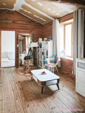 Maison à vendre 8 pièces de 224 m²