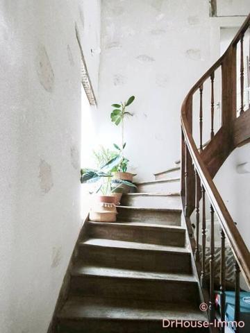 Maison à vendre 8 pièces de 224 m²