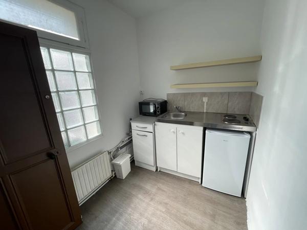 Location Studio 17 m2 à Saint-Quentin