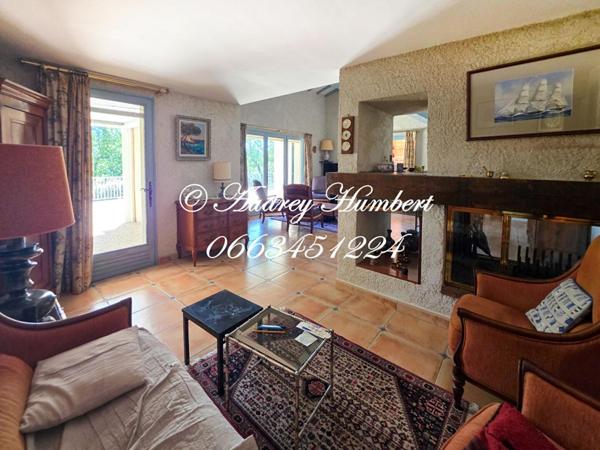 EXCLUSIVITE à MANOSQUE, Quartier PINÈDE, VILLA T6, 152 m², DE CARACTÈRE AVEC PISCINE SUR 2 000 M² DE TERRAIN