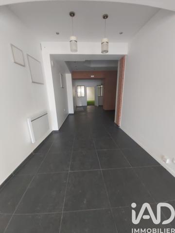 Immeuble à vendre 243 m² Sens