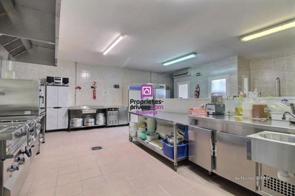 84700 SORGUES - FONDS DE COMMERCE TRAITEUR - 46 000 Euros -