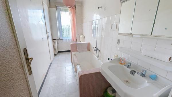 Maison de ville avec vue exceptionnelle sur les étangs