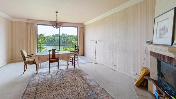 Maison de ville avec vue exceptionnelle sur les étangs