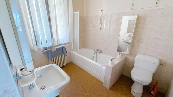 Maison de ville avec vue exceptionnelle sur les étangs