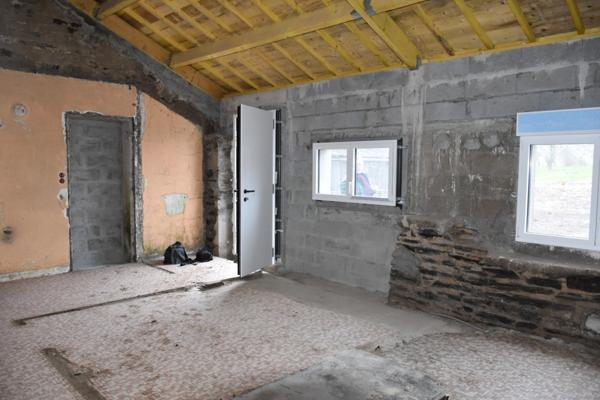 Longère à rénover, 94m2 sur terrain clos de 655 m2, SAINT MARTIN SUR OUST (56200)