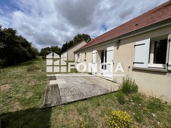 Location Maison 4 pièces 87.27 m² - 16 RUE DU FRUITIER Auzouer En Touraine 37110