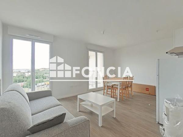 Location Studio 30.9 m² - 69 AVENUE DESCARTES Le Blanc Mesnil 93150