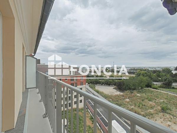 Location Studio 30.9 m² - 69 AVENUE DESCARTES Le Blanc Mesnil 93150