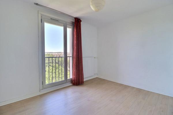 Appartement Colombes 3 pièce(s) 64 m2