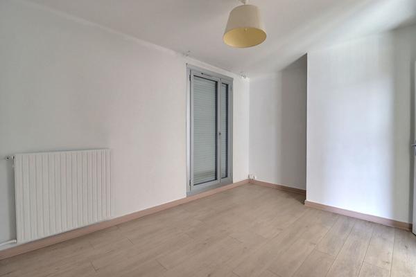 Appartement Colombes 3 pièce(s) 64 m2