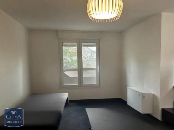 Appartement à louer 3 pièces 71.7m²